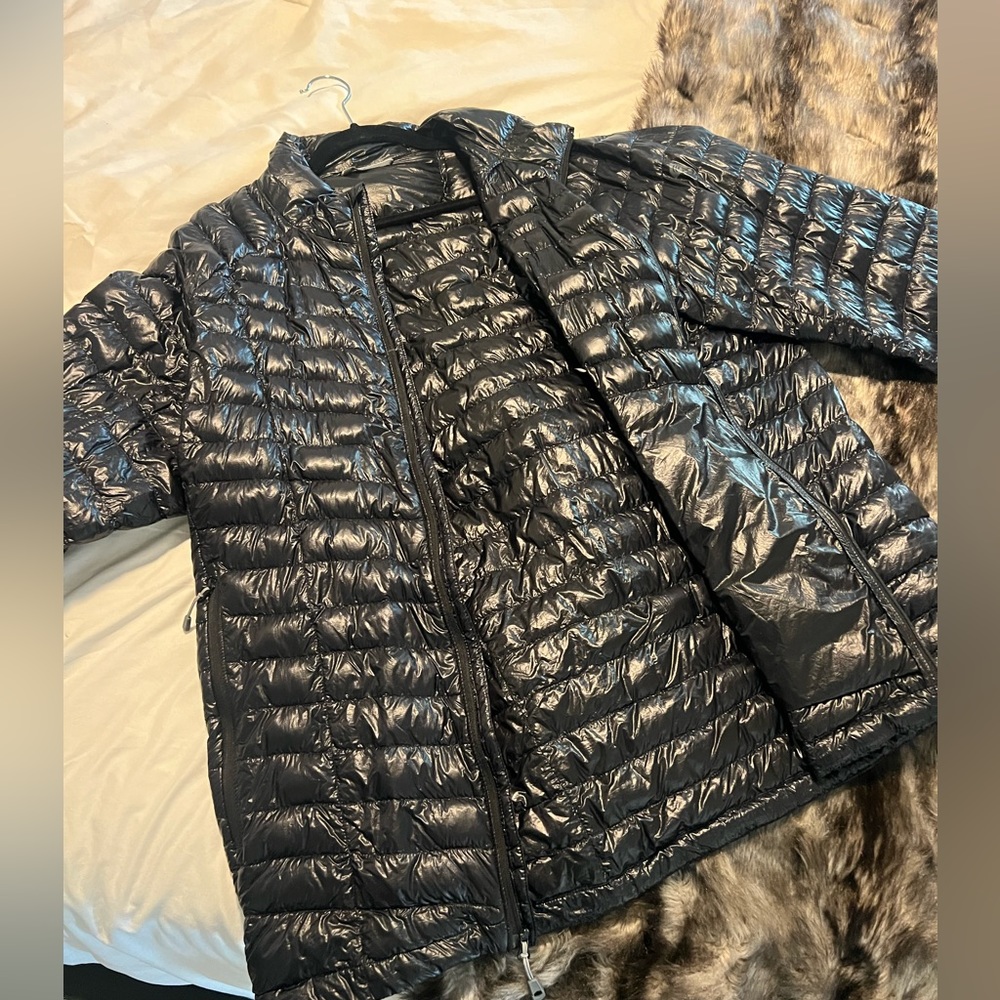 MOUNTAIN HARDWEAR JACKET